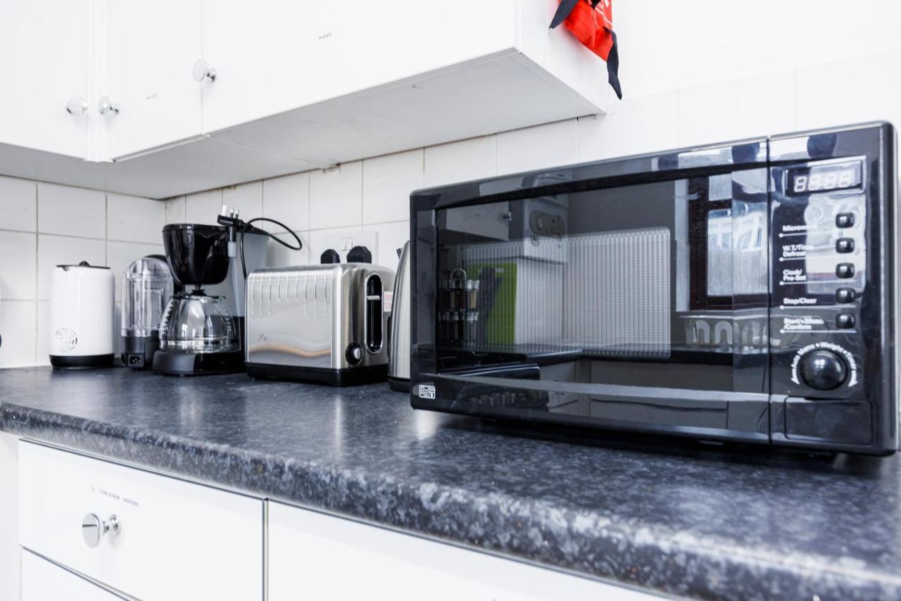 Lovely 2 Bd Hse With Parking Near Excel Londres Exterior foto